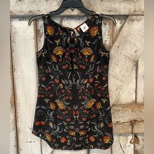 Cabi legend sleeveless blouse